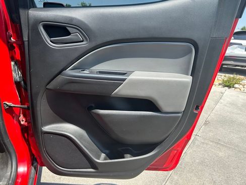 Used 2018 Chevrolet Colorado W/T w/ Custom Special Edition AWD/4WD image 26