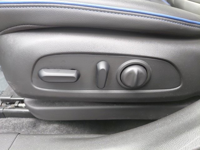 Used 2024 Buick Envista Sport Touring w/ Convenience I Package FWD image 19