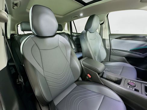 New 2026 Volkswagen Tiguan SE AWD/4WD image 26
