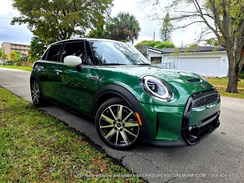 Used 2024 MINI Cooper S w/ Signature Upholstery Package image 15