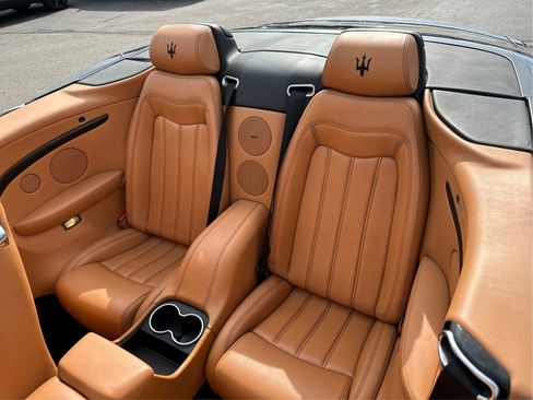 Used 2012 Maserati GranTurismo Convertible RWD image 10