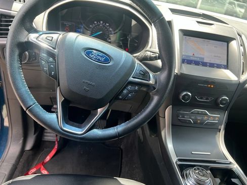 Used 2020 Ford Edge SEL w/ Convenience Package FWD image 6