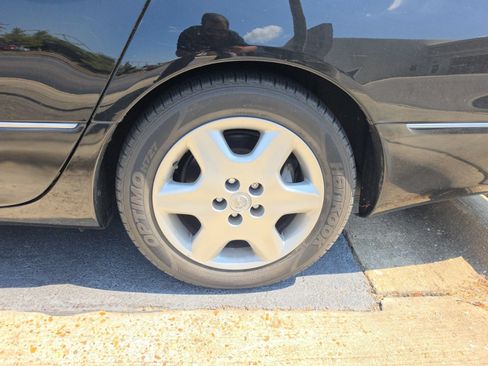 Used 2004 Lexus LS 430 RWD image 5