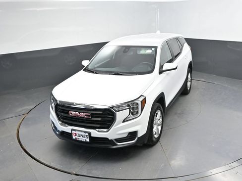 Used 2024 GMC Terrain SLE AWD/4WD image 26