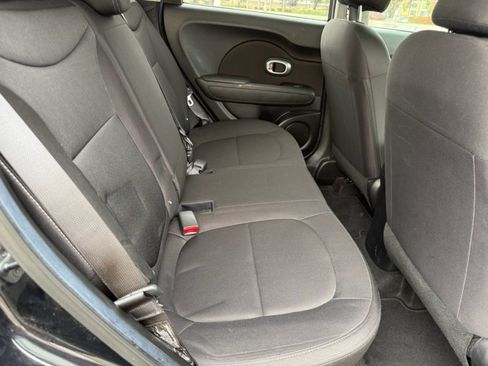 Used 2019 Kia Soul FWD image 20