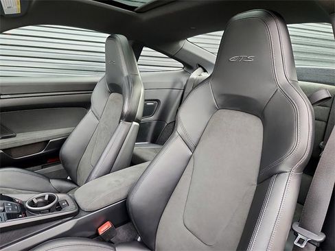 Used 2023 Porsche 911 Carrera 4 GTS image 5