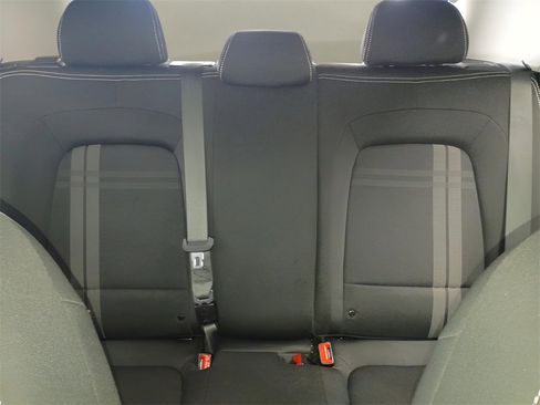 Used 2024 Hyundai Venue SEL image 25