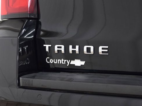 Used 2020 Chevrolet Tahoe LS w/ Enhanced Driver Alert Package image 21