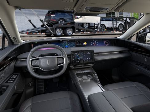 New 2026 Lincoln Nautilus Premier AWD/4WD image 9