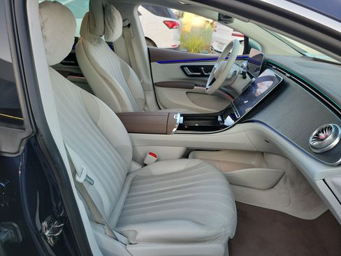 Used 2023 Mercedes-Benz EQS 450+ Sedan image 17