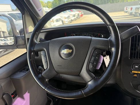 Used 2020 Chevrolet Express 2500 w/ Driver Convenience Package RWD image 15