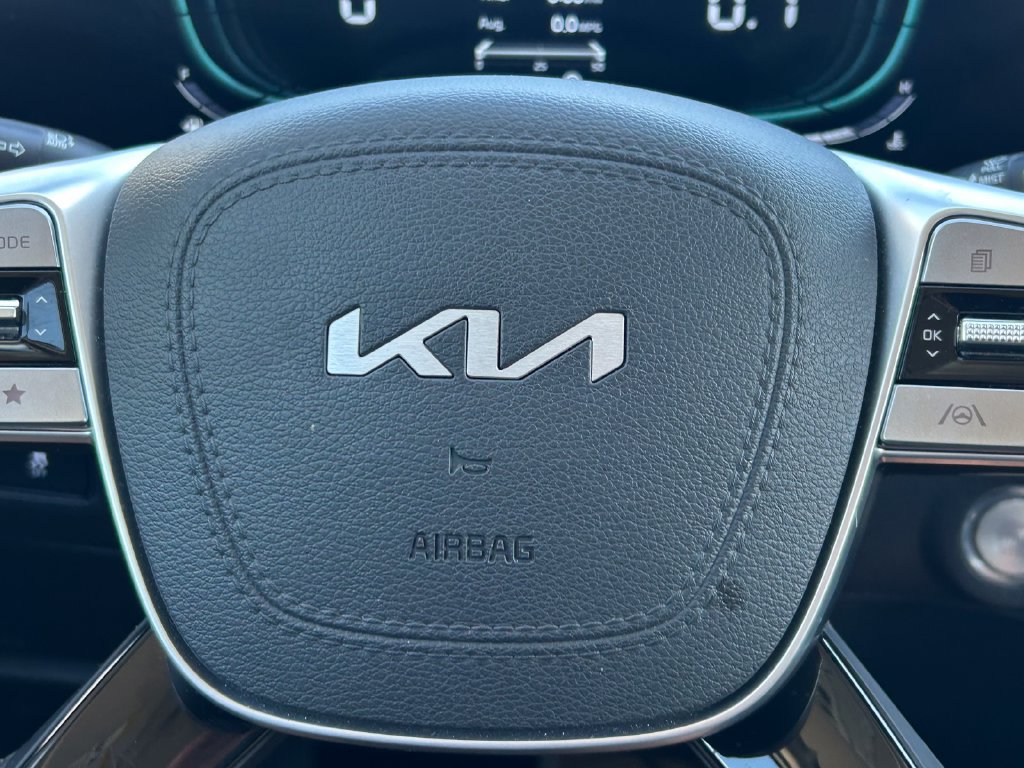 Used 2025 Kia Telluride S FWD image 37