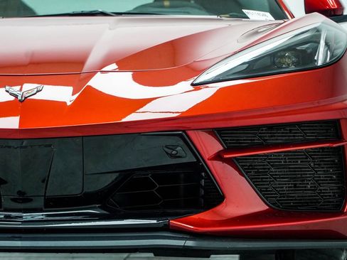 Used 2021 Chevrolet Corvette Stingray Premium Cpe w/ Z51 Performance Package RWD image 12
