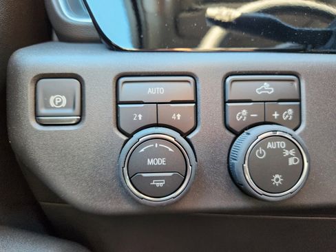 New 2026 Chevrolet Silverado 1500 LT w/ Leather Package image 13