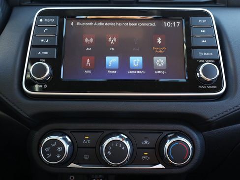 New 2025 Nissan Versa S image 28