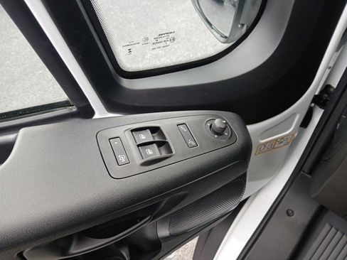 New 2026 RAM ProMaster 1500 w/ Convenience Group image 29