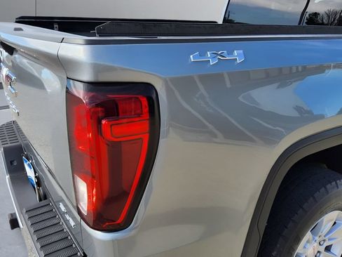 Used 2024 GMC Sierra 1500 SLE w/ LPO, GMC Protection Package AWD/4WD image 44