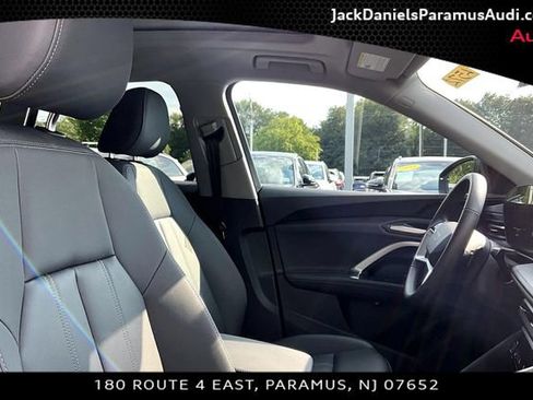 Used 2025 Audi Q5 Premium w/ Convenience Package AWD/4WD image 7