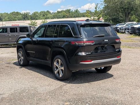 New 2026 Jeep Grand Cherokee Limited AWD/4WD image 5