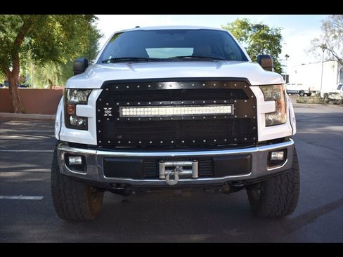 Used 2015 Ford F150 XLT w/ Equipment Group 301A Mid AWD/4WD image 9