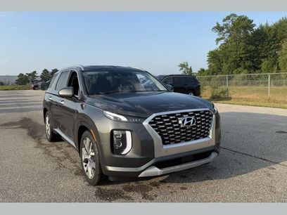 Used 2022 Hyundai Palisade Limited w/ Cargo Package