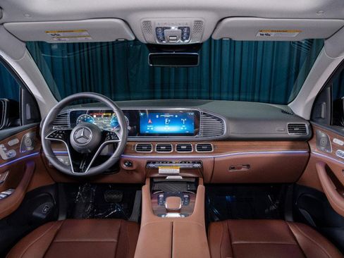 New 2026 Mercedes-Benz GLS 450 4MATIC image 14