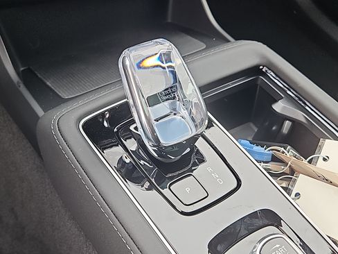 New 2026 Volvo XC90 B6 Ultra w/ Protection Package image 19