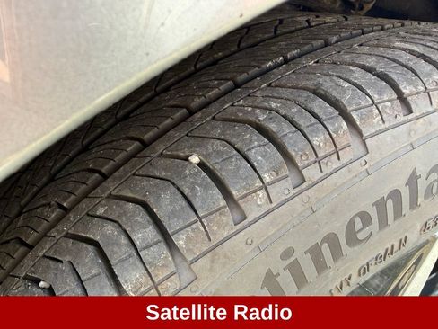 Used 2024 Chevrolet Malibu RS FWD image 12