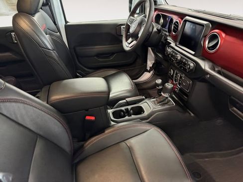 Used 2023 Jeep Gladiator Rubicon w/ LED Lighting Group AWD/4WD image 4