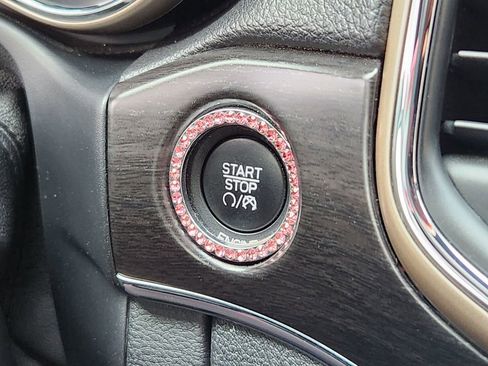 Used 2014 Jeep Grand Cherokee Limited image 21