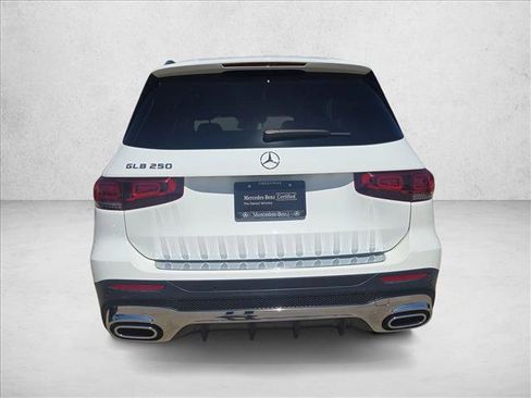 Certified 2022 Mercedes-Benz GLB 250 image 7