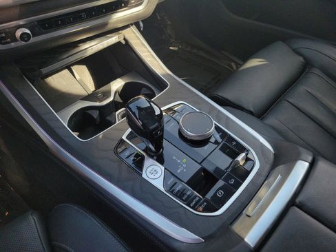 Used 2021 BMW X7 xDrive40i w/ Premium Package image 30