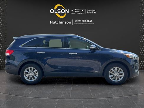 Used 2016 Kia Sorento AWD w/ LX Convenience Package image 14