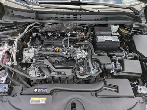 Used 2025 Toyota Corolla LE FWD image 13