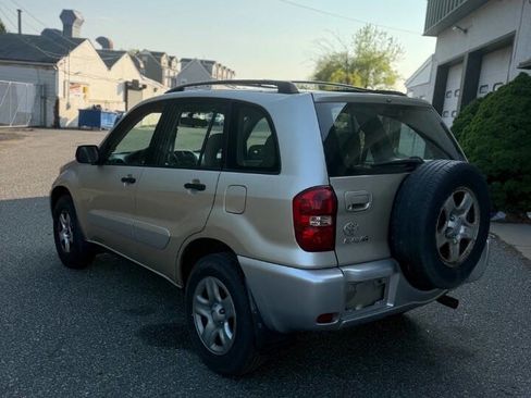 Used 2005 Toyota RAV4 2WD image 5