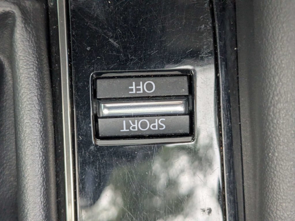 Used 2021 MAZDA MAZDA3 s FWD image 35