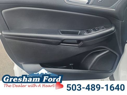 Used 2024 Ford Edge SEL AWD/4WD image 12
