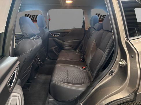 Used 2021 Subaru Forester Premium image 10