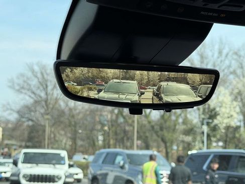 Used 2024 GMC Sierra 2500 Denali w/ Denali Reserve Package image 23