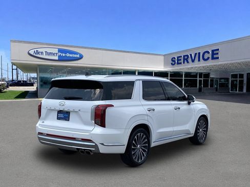 Used 2023 Hyundai Palisade Calligraphy FWD image 8