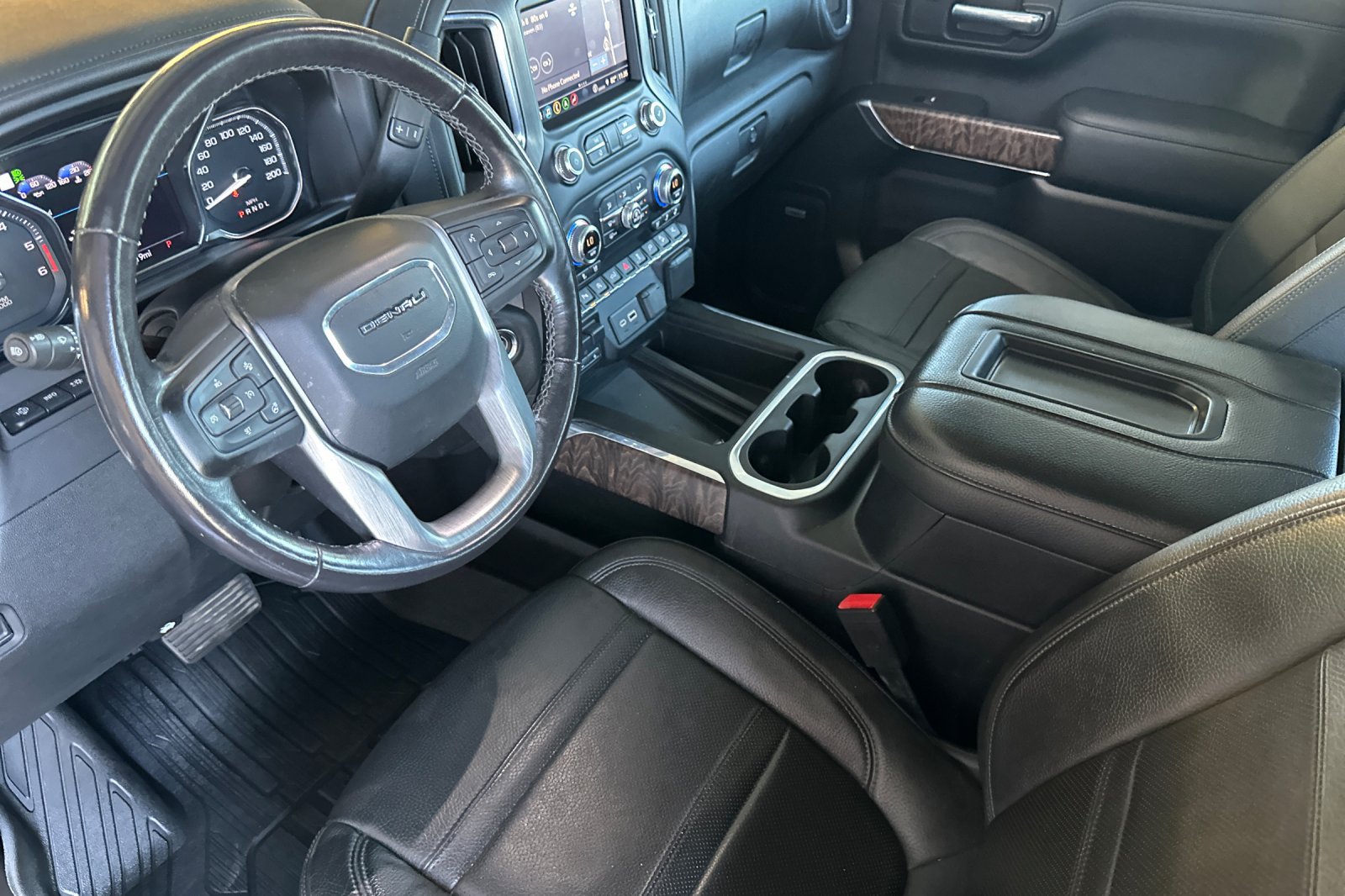 Used 2021 GMC Sierra 1500 Denali w/ Denali Carbonpro Edition AWD/4WD image 10