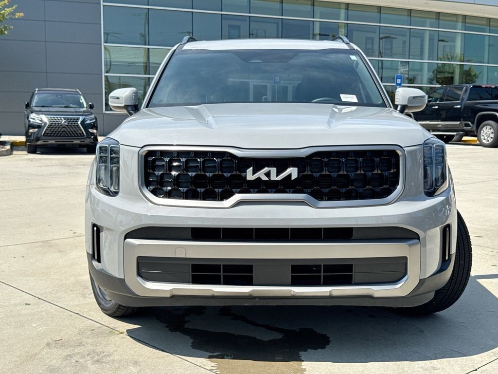 Used 2023 Kia Telluride EX X-Line AWD/4WD image 4