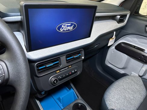 New 2026 Ford Maverick XLT image 26