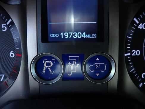 Used 2011 Lexus GX 460 Premium AWD/4WD image 24