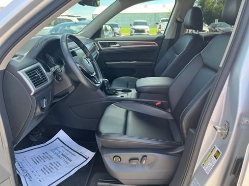 Used 2019 Volkswagen Atlas SE FWD image 13