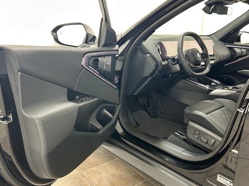 Used 2025 BMW X3 xDrive30i w/ Convenience Package image 24