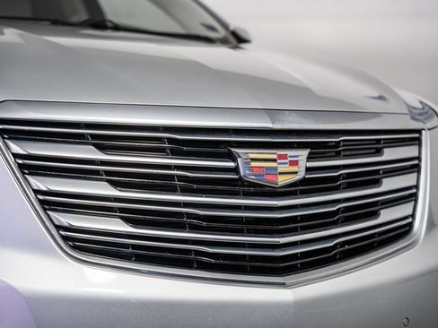 Used 2018 Cadillac XT5 Luxury image 12