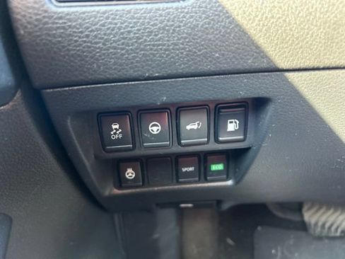 Used 2020 Nissan Rogue SL FWD image 22