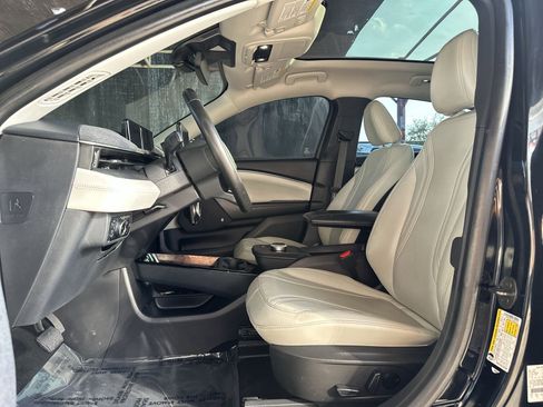 Used 2023 Ford Mustang Mach-E Premium image 13