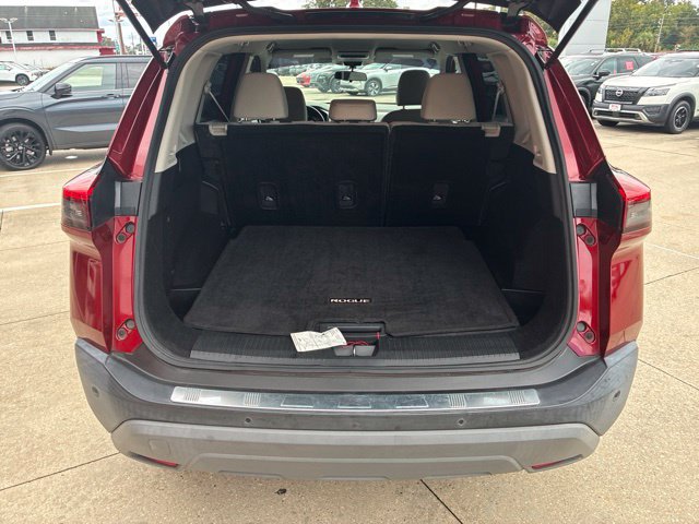 Used 2023 Nissan Rogue SV FWD image 8